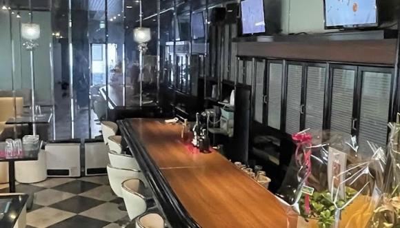 カラオケbar 魔女